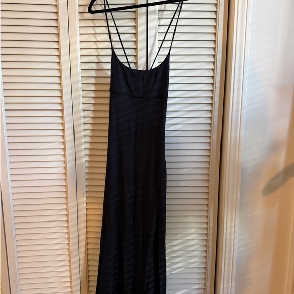 ARITZIA Black Midi Dress - Picture 3 of 6